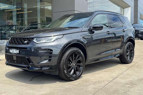 2025 Land Rover Discovery Sport P300e Dynamic SE L550