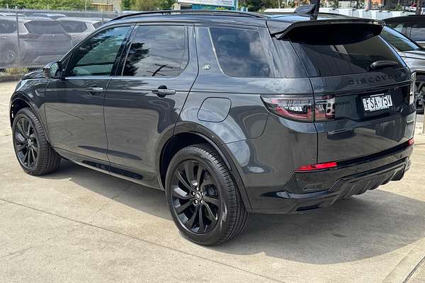 2025 Land Rover Discovery Sport P300e Dynamic SE L550