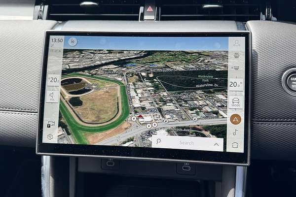 2025 Land Rover Discovery Sport P300e Dynamic SE L550