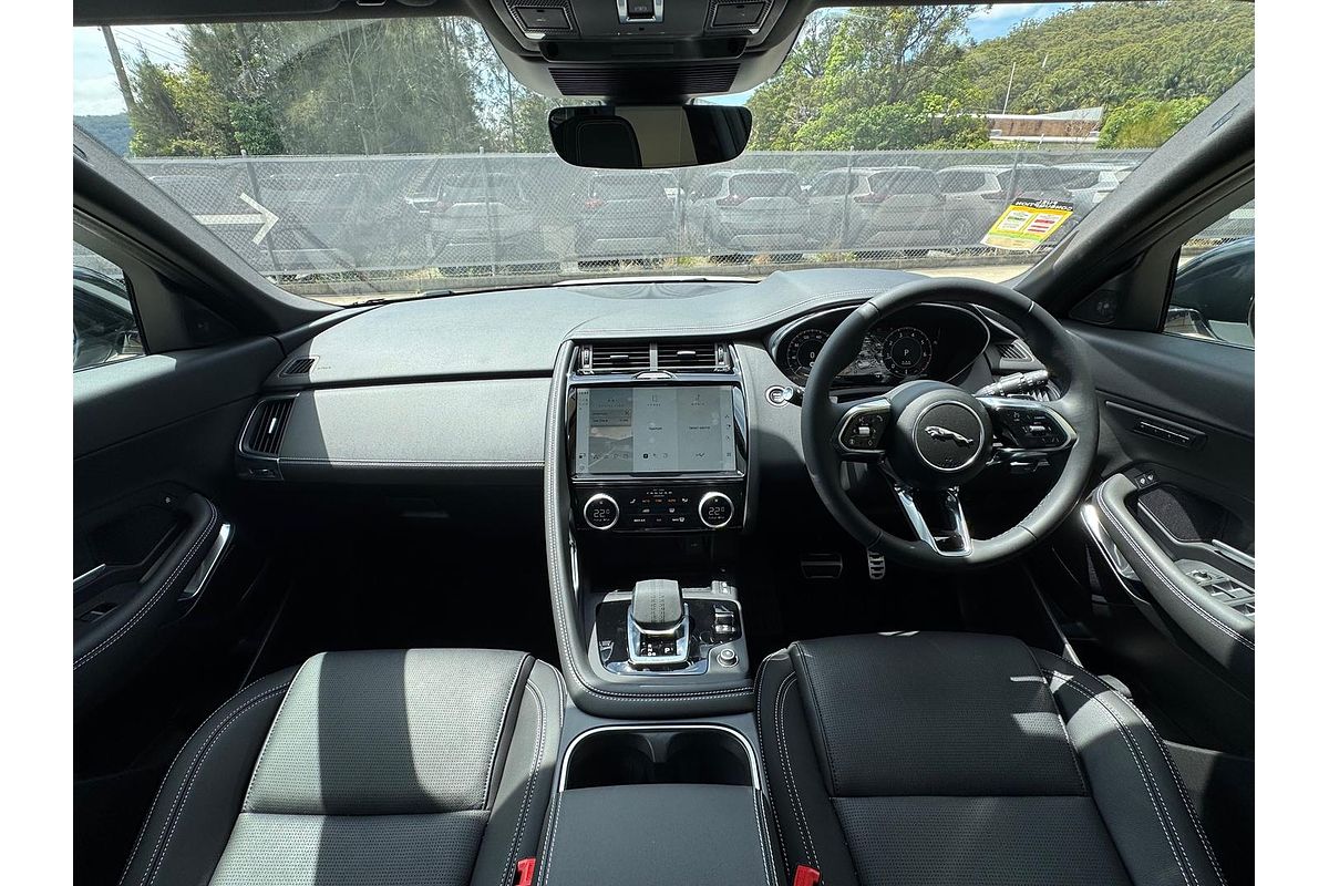 2024 Jaguar E-PACE P250 R-Dynamic SE X540