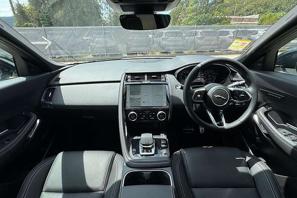2024 Jaguar E-PACE P250 R-Dynamic SE X540
