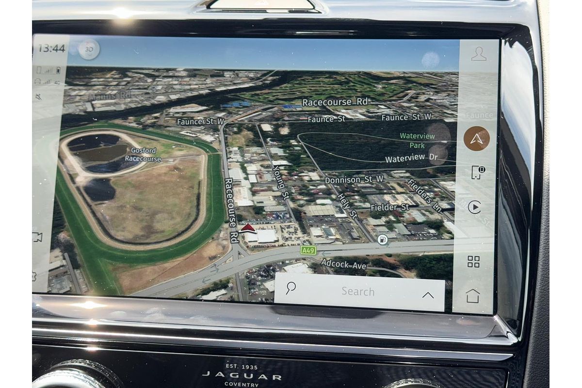 2024 Jaguar E-PACE P250 R-Dynamic SE X540