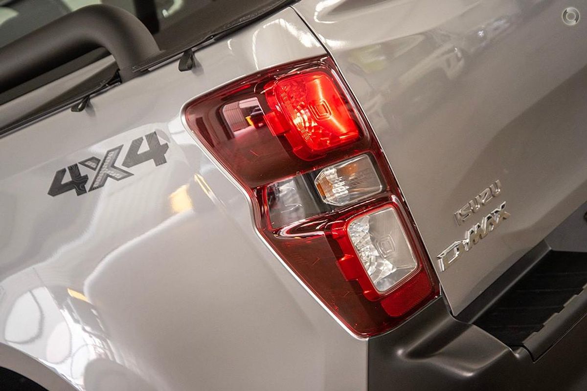 2025 Isuzu D-MAX X-RIDER 4X4