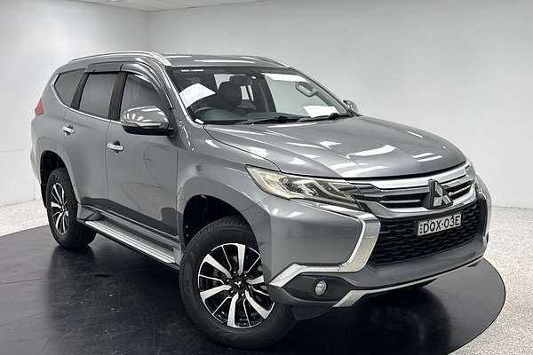 2017 Mitsubishi Pajero Sport GLS QE