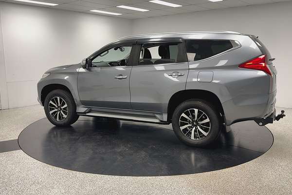 2017 Mitsubishi Pajero Sport GLS QE