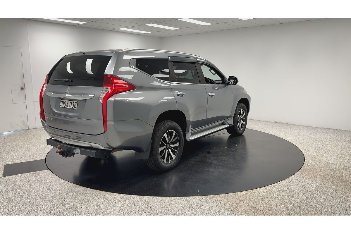 2017 Mitsubishi Pajero Sport GLS QE