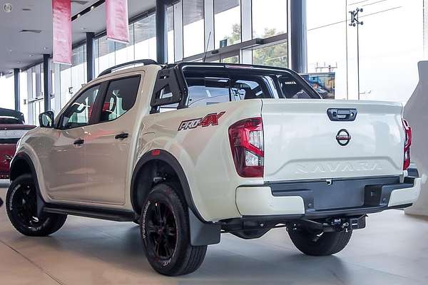 2025 Nissan Navara PRO-4X D23 4X4