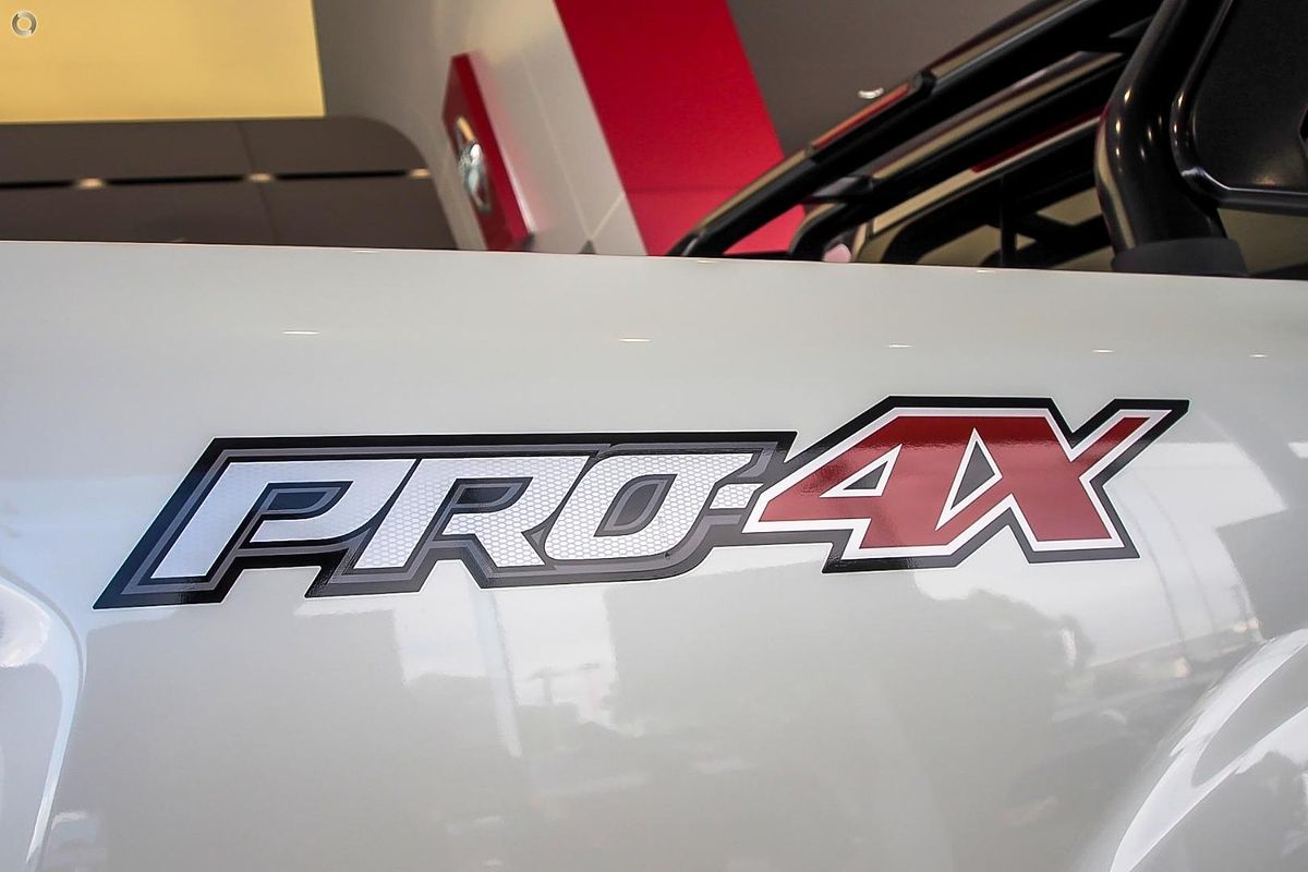 2025 Nissan Navara PRO-4X D23 4X4
