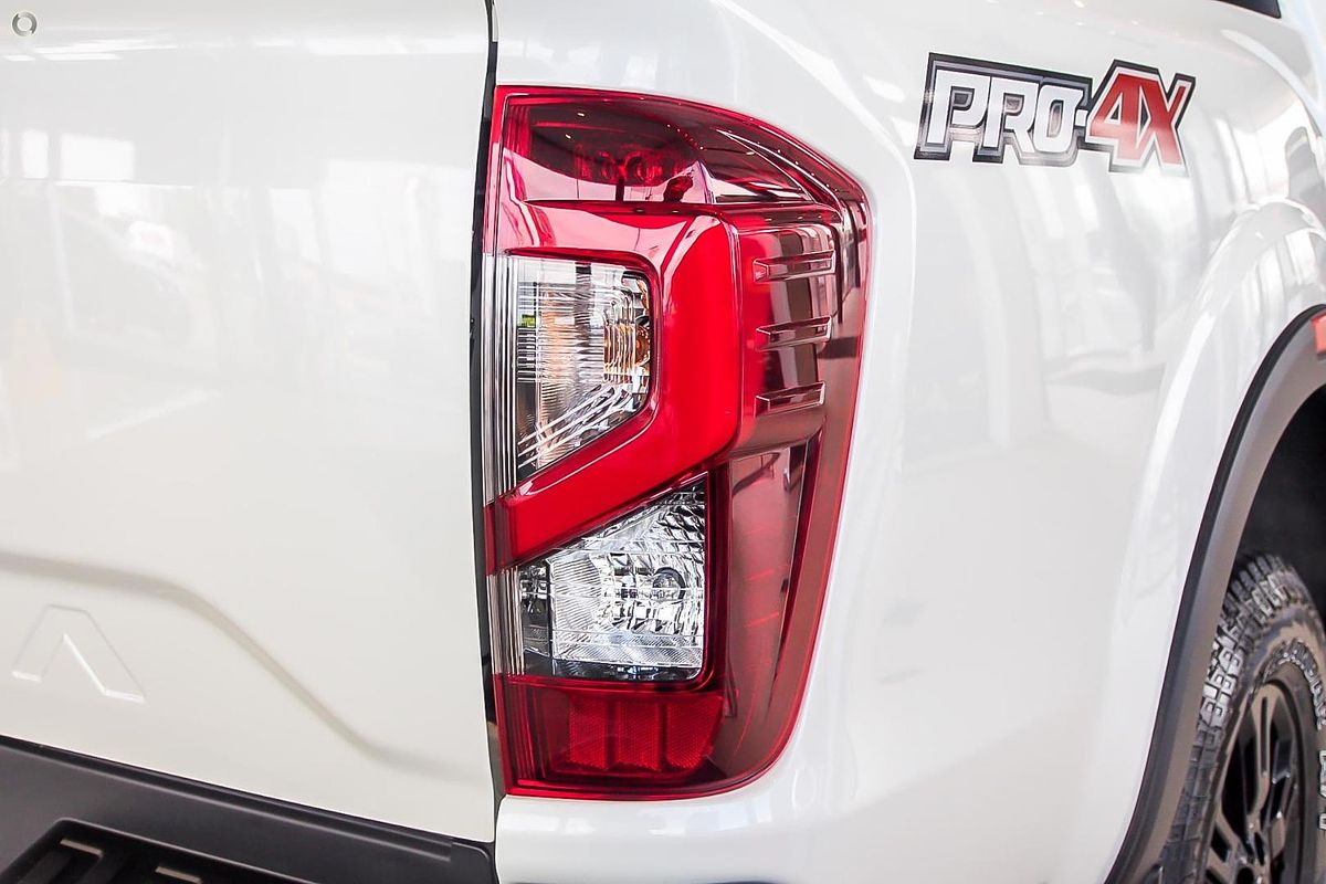 2025 Nissan Navara PRO-4X D23 4X4
