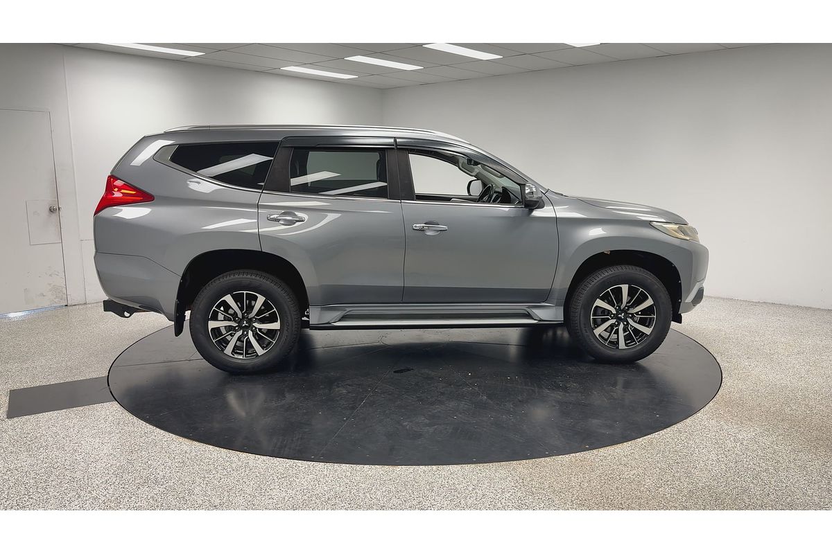 2017 Mitsubishi Pajero Sport GLS QE