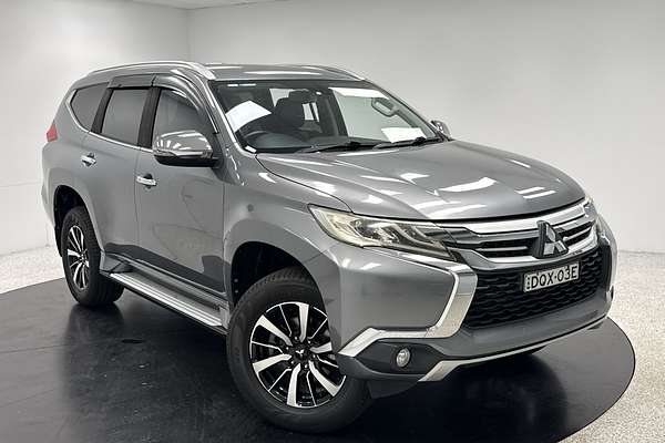 2017 Mitsubishi Pajero Sport GLS QE