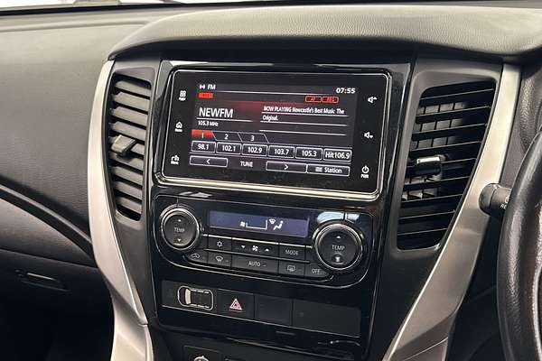 2017 Mitsubishi Pajero Sport GLS QE