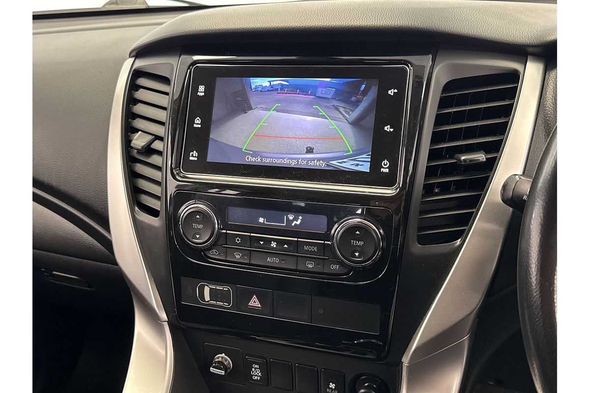 2017 Mitsubishi Pajero Sport GLS QE