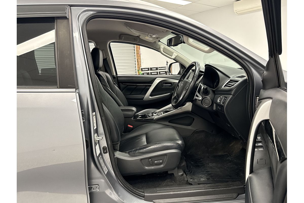 2017 Mitsubishi Pajero Sport GLS QE