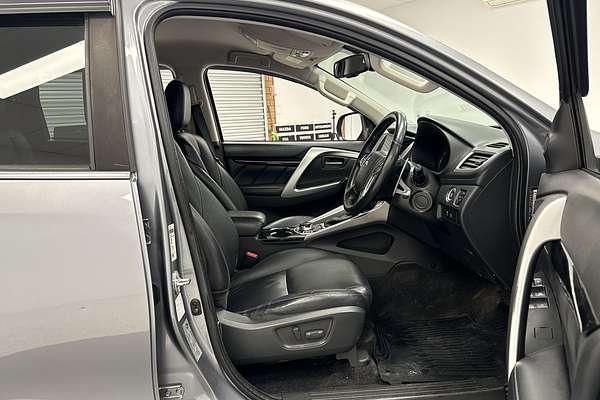 2017 Mitsubishi Pajero Sport GLS QE