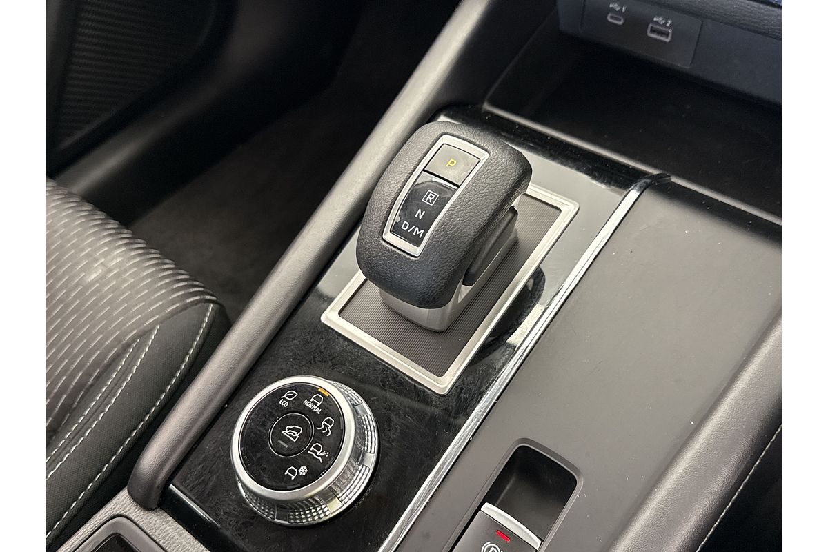 2023 Mitsubishi Outlander ES ZM