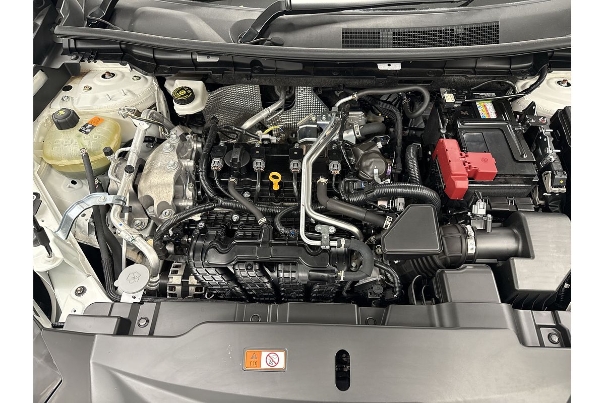 2023 Mitsubishi Outlander ES ZM