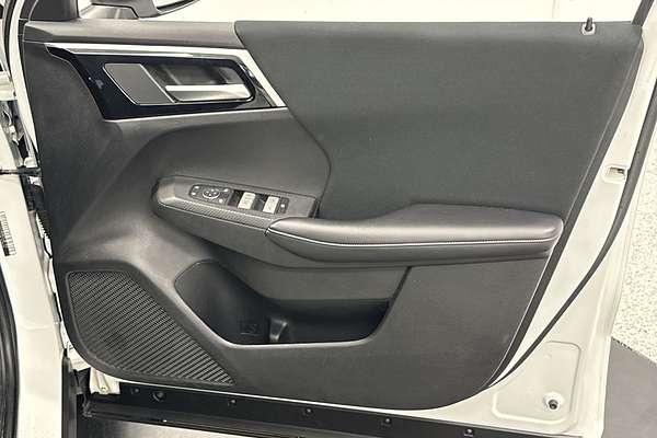 2023 Mitsubishi Outlander ES ZM