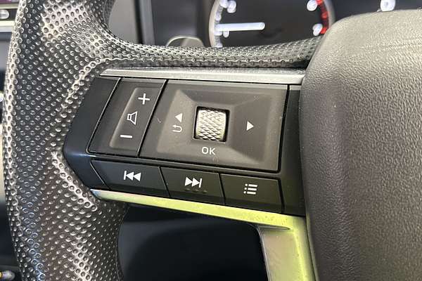 2023 Mitsubishi Outlander ES ZM