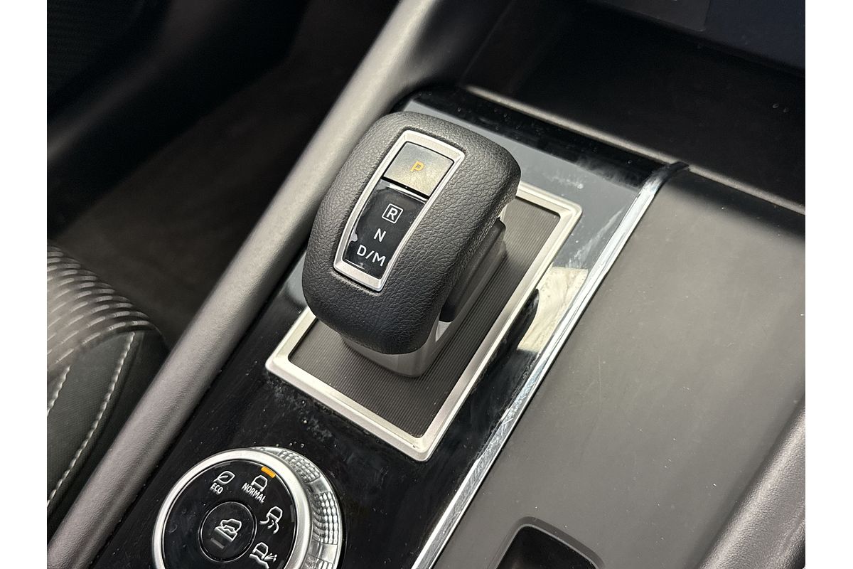 2023 Mitsubishi Outlander ES ZM