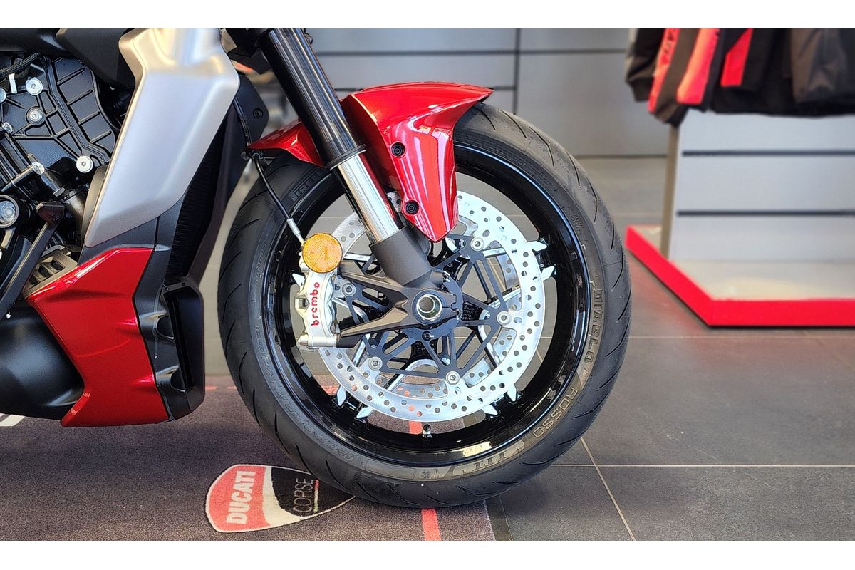 2026 Ducati XDIAVEL V4