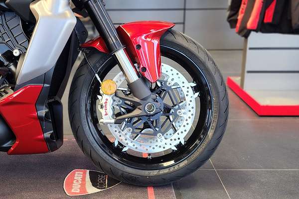 2026 Ducati XDIAVEL V4