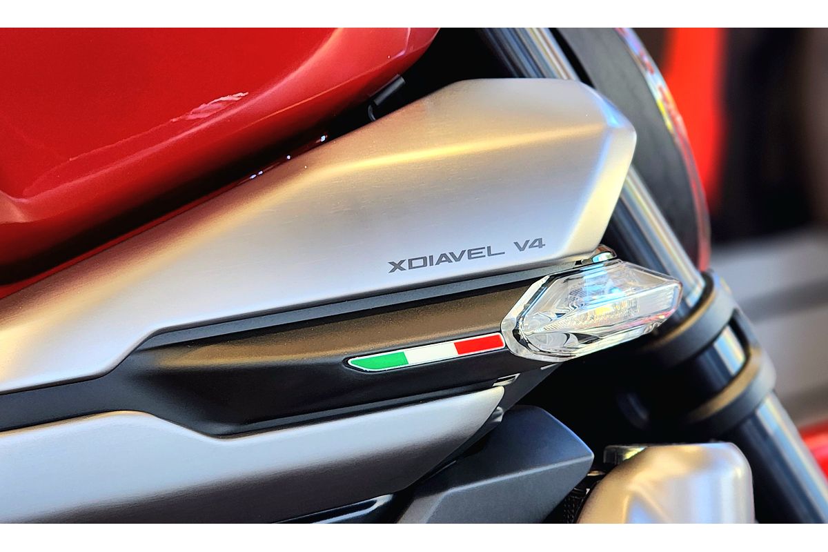 2026 Ducati XDIAVEL V4