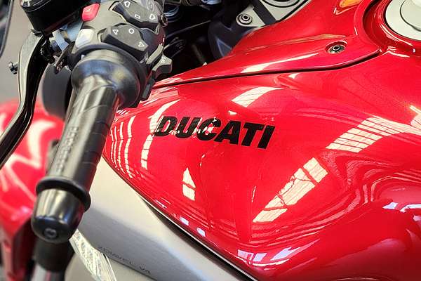 2026 Ducati XDIAVEL V4