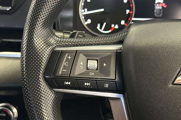 2022 Mitsubishi Outlander ES ZM