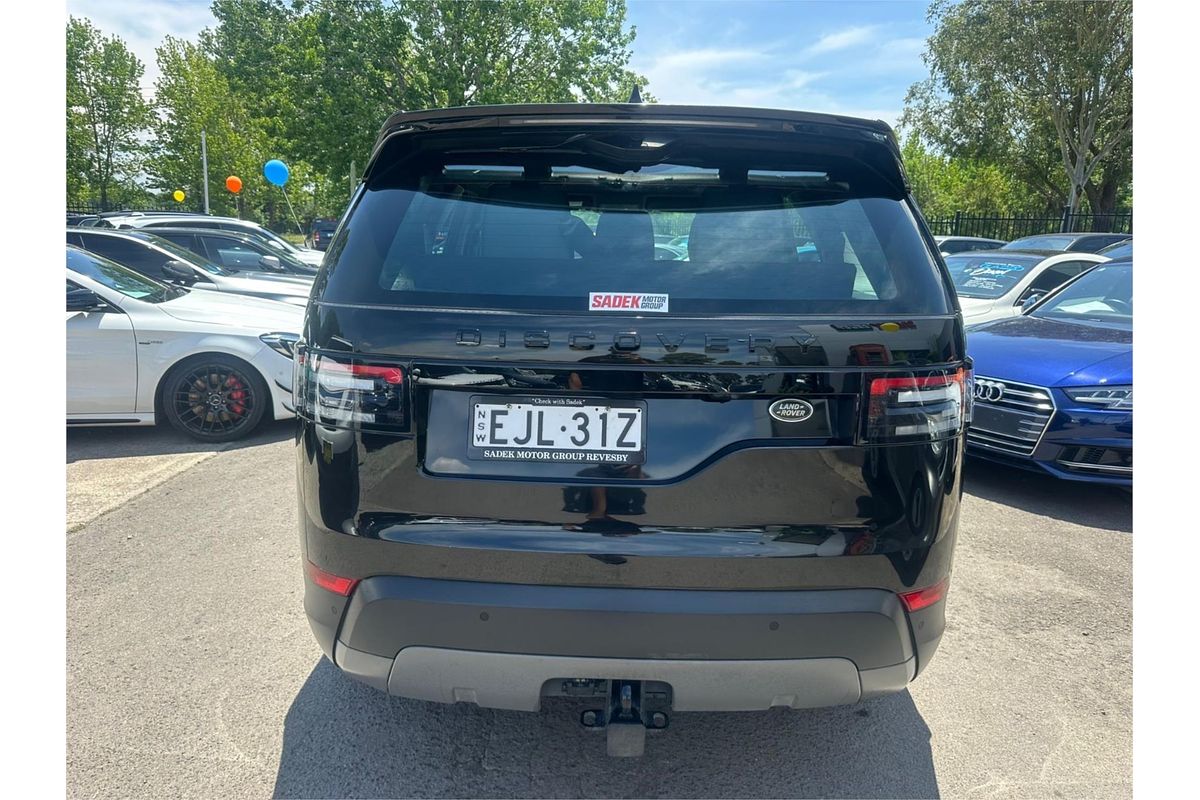 2020 Land Rover Discovery SD4 SE Series 5