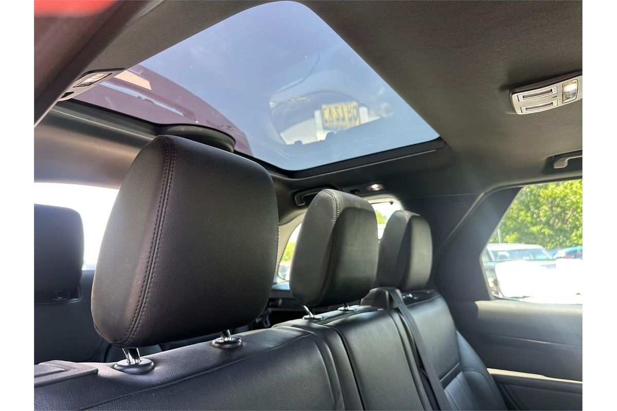 2020 Land Rover Discovery SD4 SE Series 5