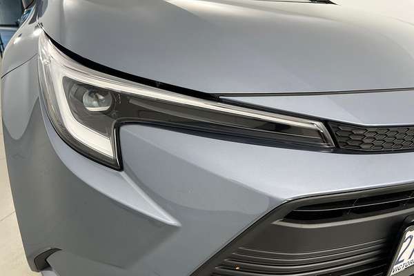 2024 Toyota Corolla SX Hybrid ZWE219R