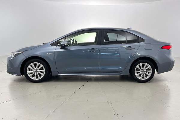 2024 Toyota Corolla SX Hybrid ZWE219R