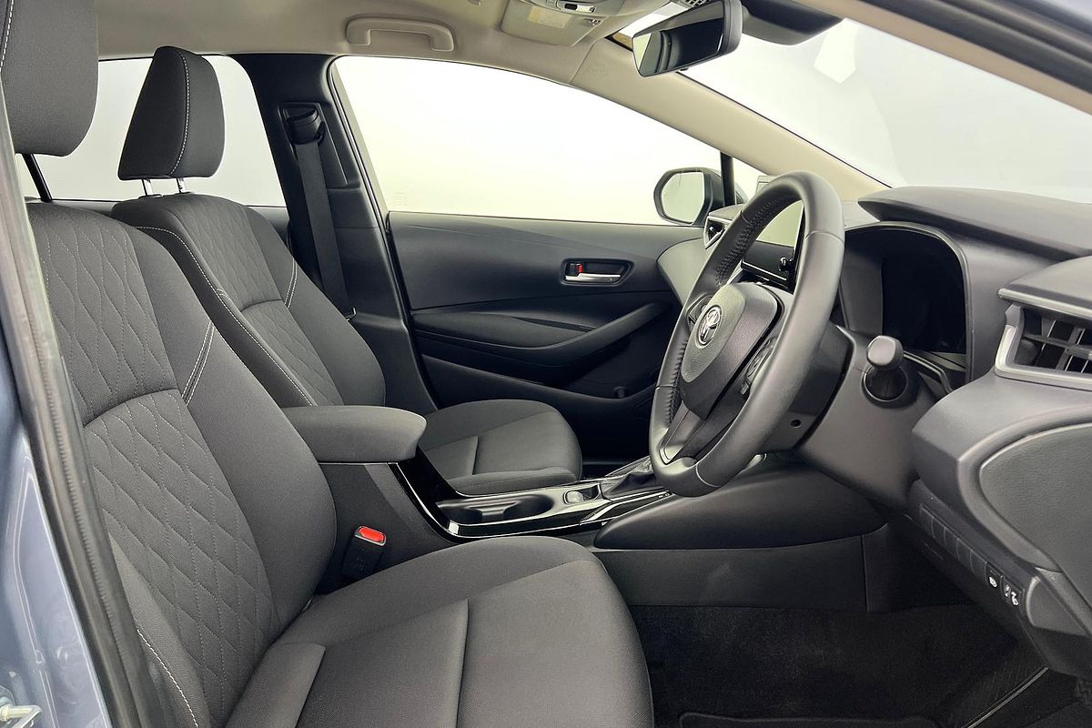 2024 Toyota Corolla SX Hybrid ZWE219R