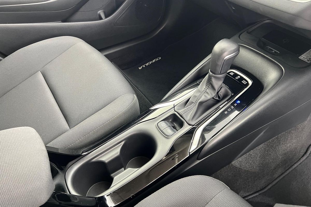 2024 Toyota Corolla SX Hybrid ZWE219R