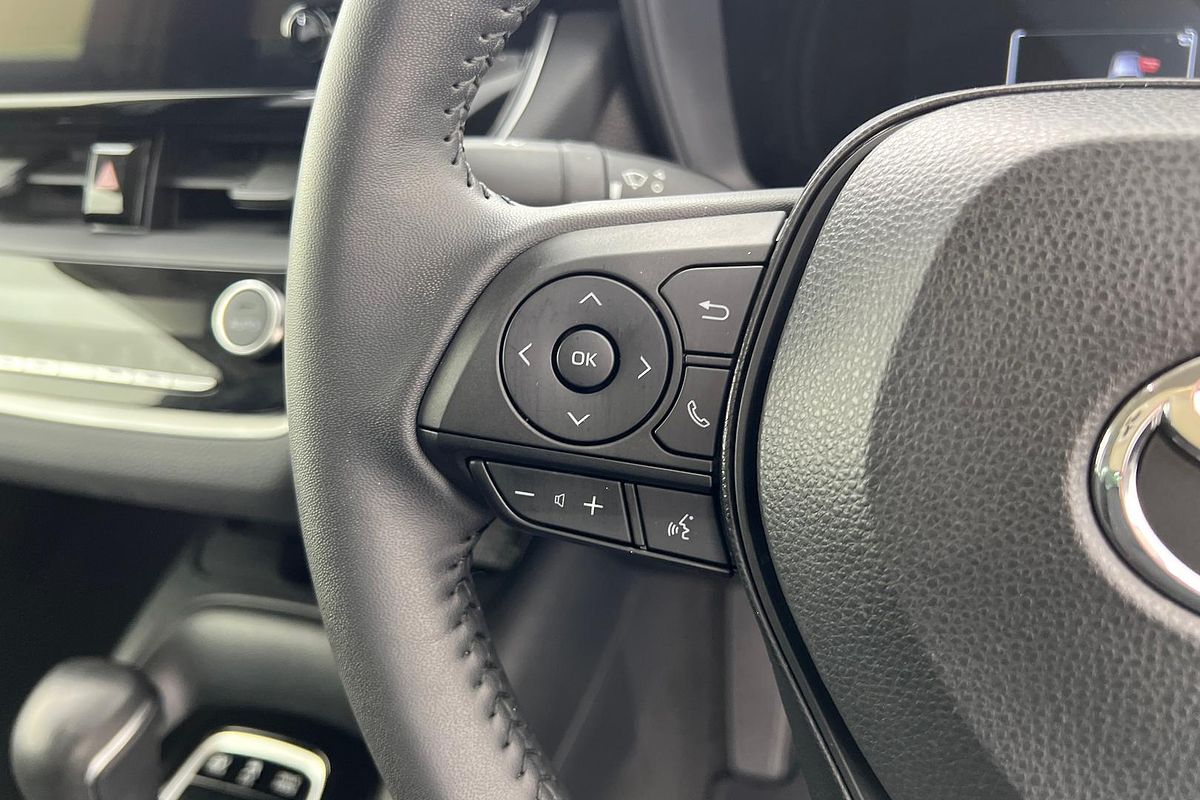 2024 Toyota Corolla SX Hybrid ZWE219R