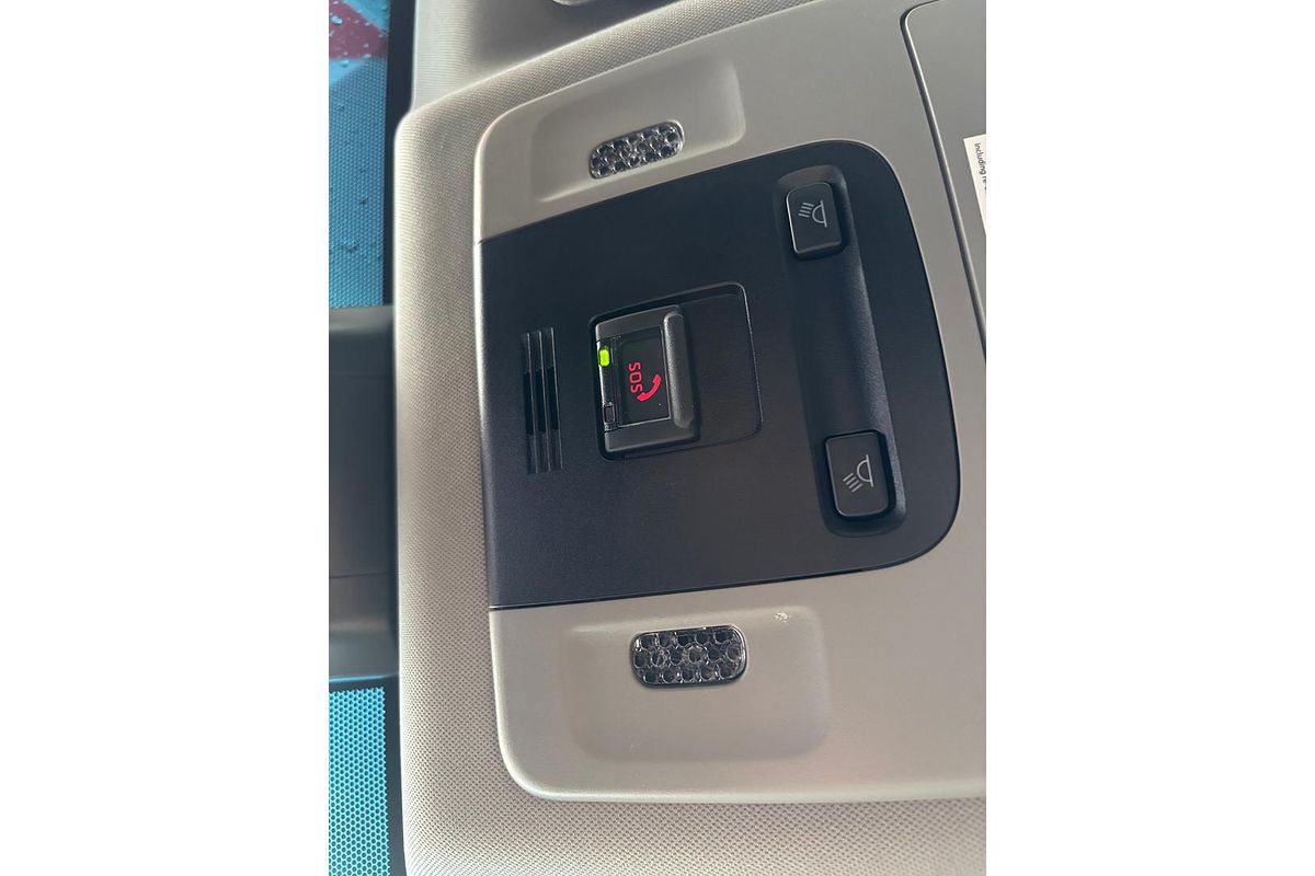 2022 Toyota Camry Ascent AXVH70R