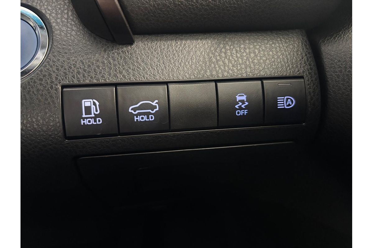 2022 Toyota Camry Ascent AXVH70R