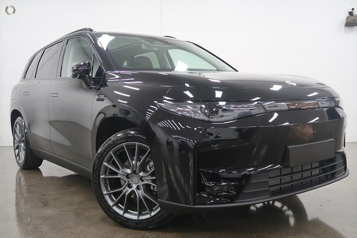 2025 Leapmotor C10 Design B11