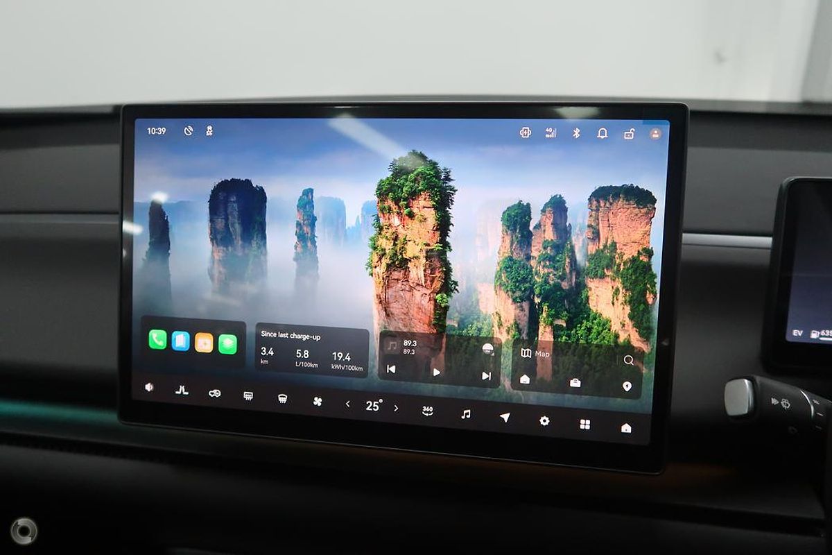 2025 Leapmotor C10 Design B11