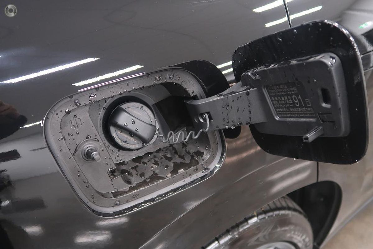 2025 Leapmotor C10 Design B11