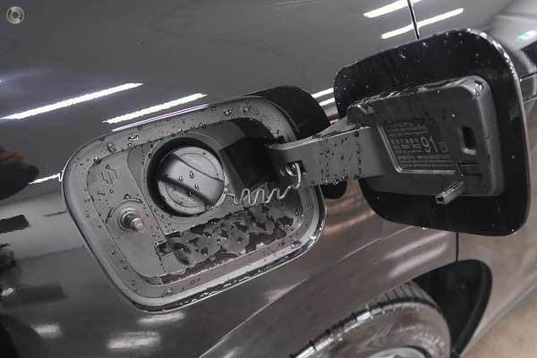 2025 Leapmotor C10 Design B11