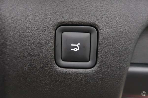 2025 Leapmotor C10 Design B11