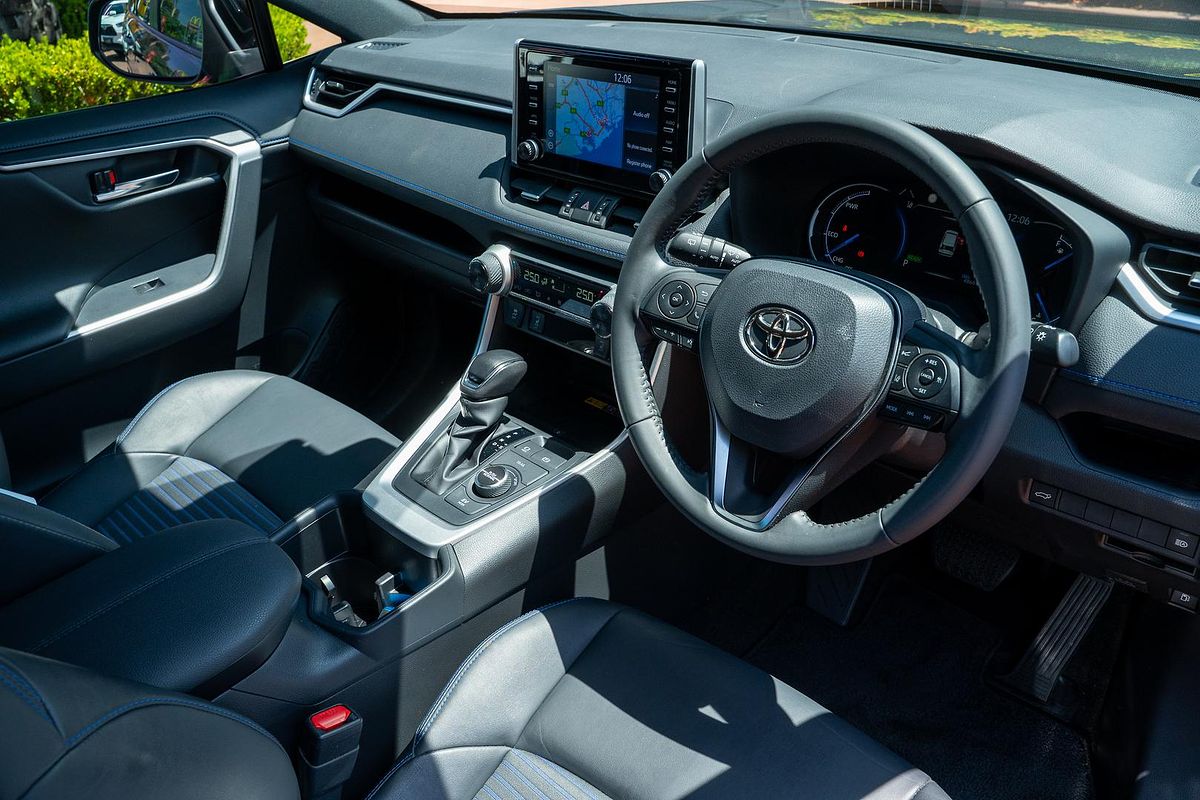 2021 Toyota RAV4 XSE AXAH54R