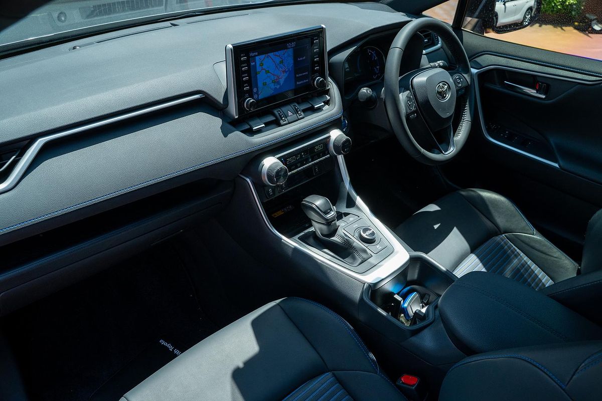 2021 Toyota RAV4 XSE AXAH54R