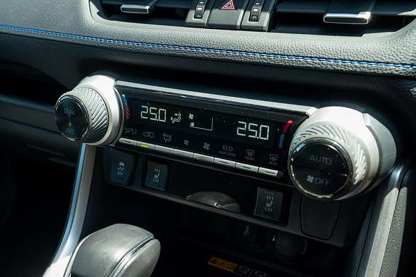 2021 Toyota RAV4 XSE AXAH54R