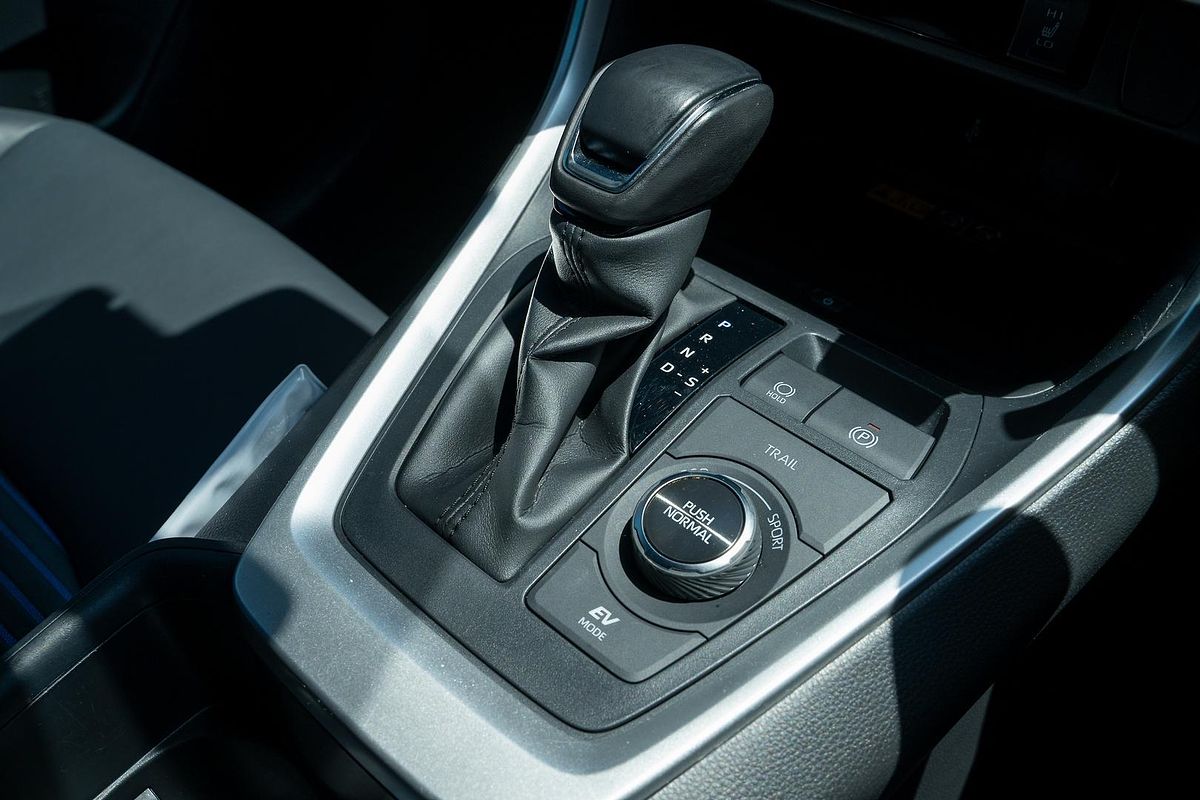 2021 Toyota RAV4 XSE AXAH54R