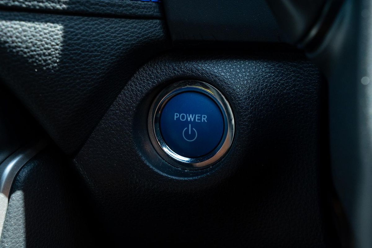 2021 Toyota RAV4 XSE AXAH54R