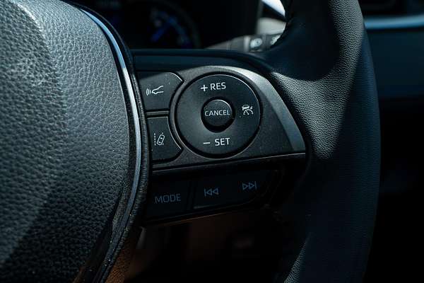 2021 Toyota RAV4 XSE AXAH54R