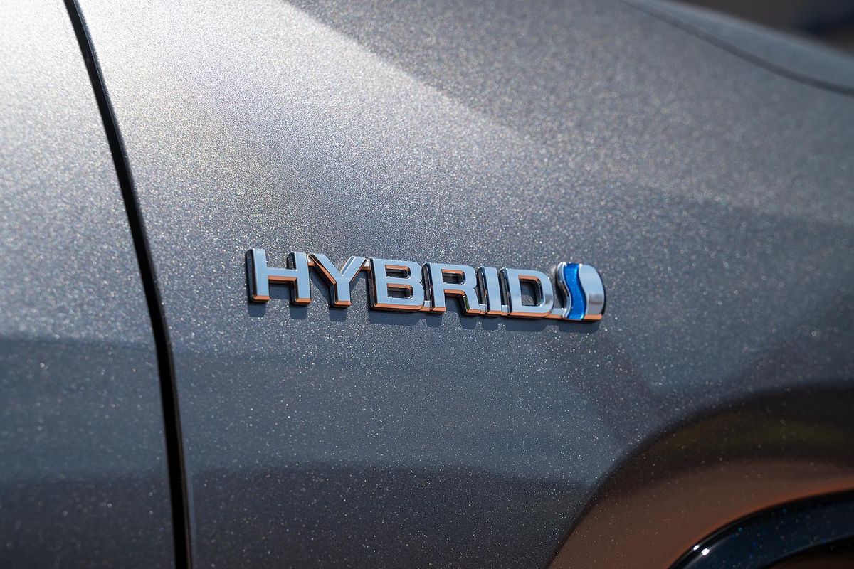 2021 Toyota RAV4 XSE AXAH54R